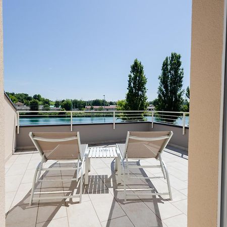 Aurora Aparthotel Peschiera del Garda Exteriör bild